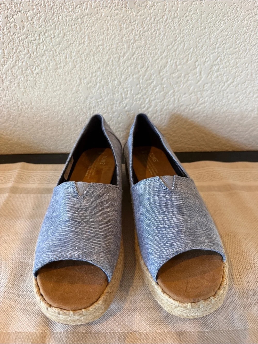 TOMS Blue Chambray Open Toe Platform Alpargatas